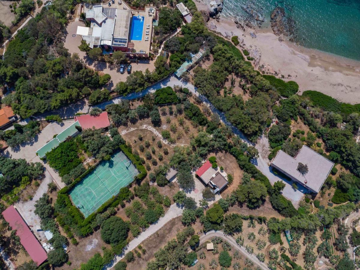 Black Diamond Beachfront Pool Villa Pasithea In Sounio, Athens Sounion Exterior photo
