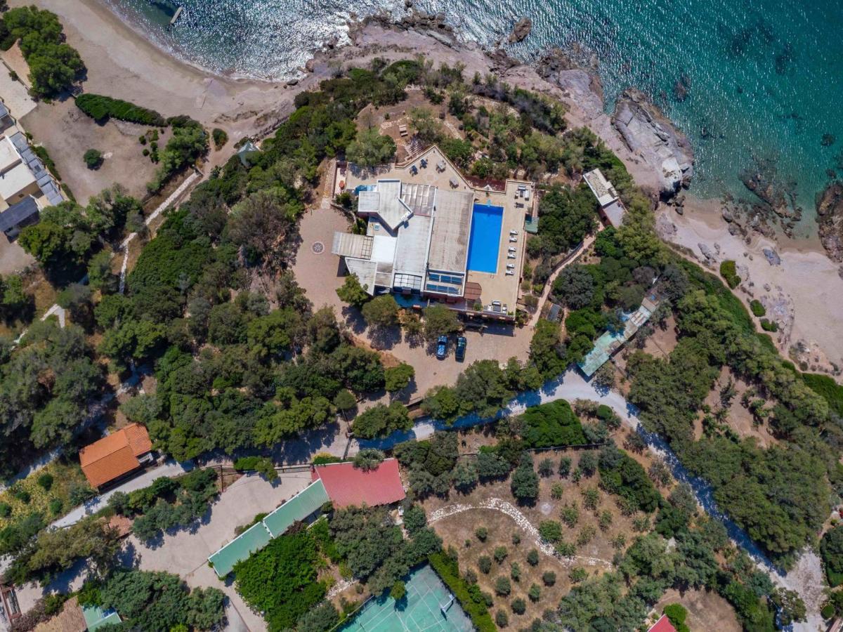 Black Diamond Beachfront Pool Villa Pasithea In Sounio, Athens Sounion Exterior photo