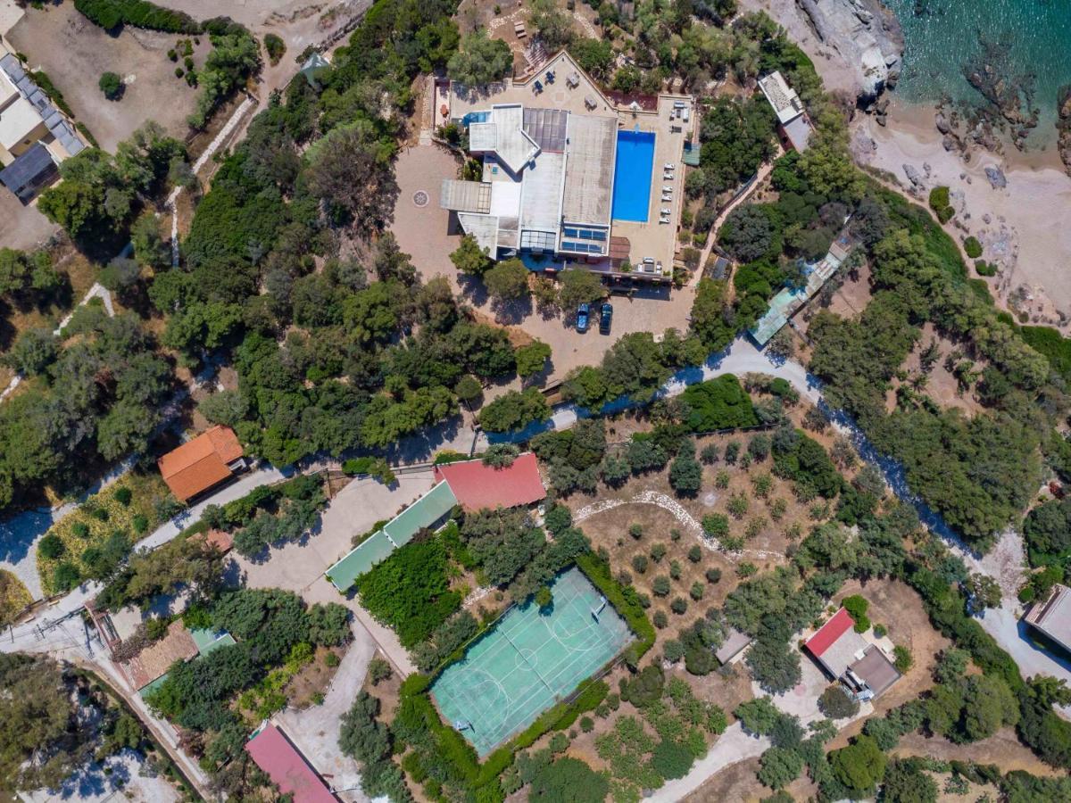 Black Diamond Beachfront Pool Villa Pasithea In Sounio, Athens Sounion Exterior photo