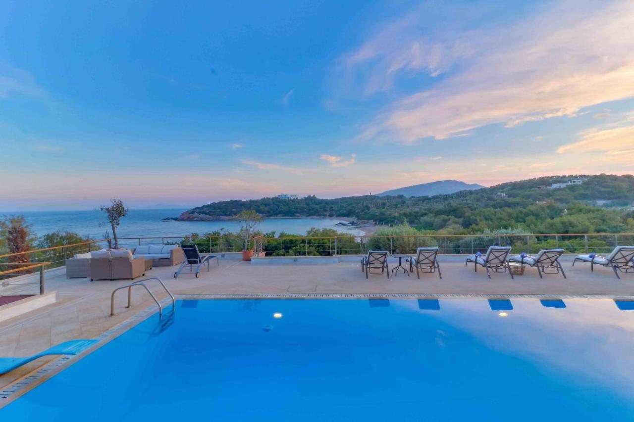 Black Diamond Beachfront Pool Villa Pasithea In Sounio, Athens Sounion Exterior photo
