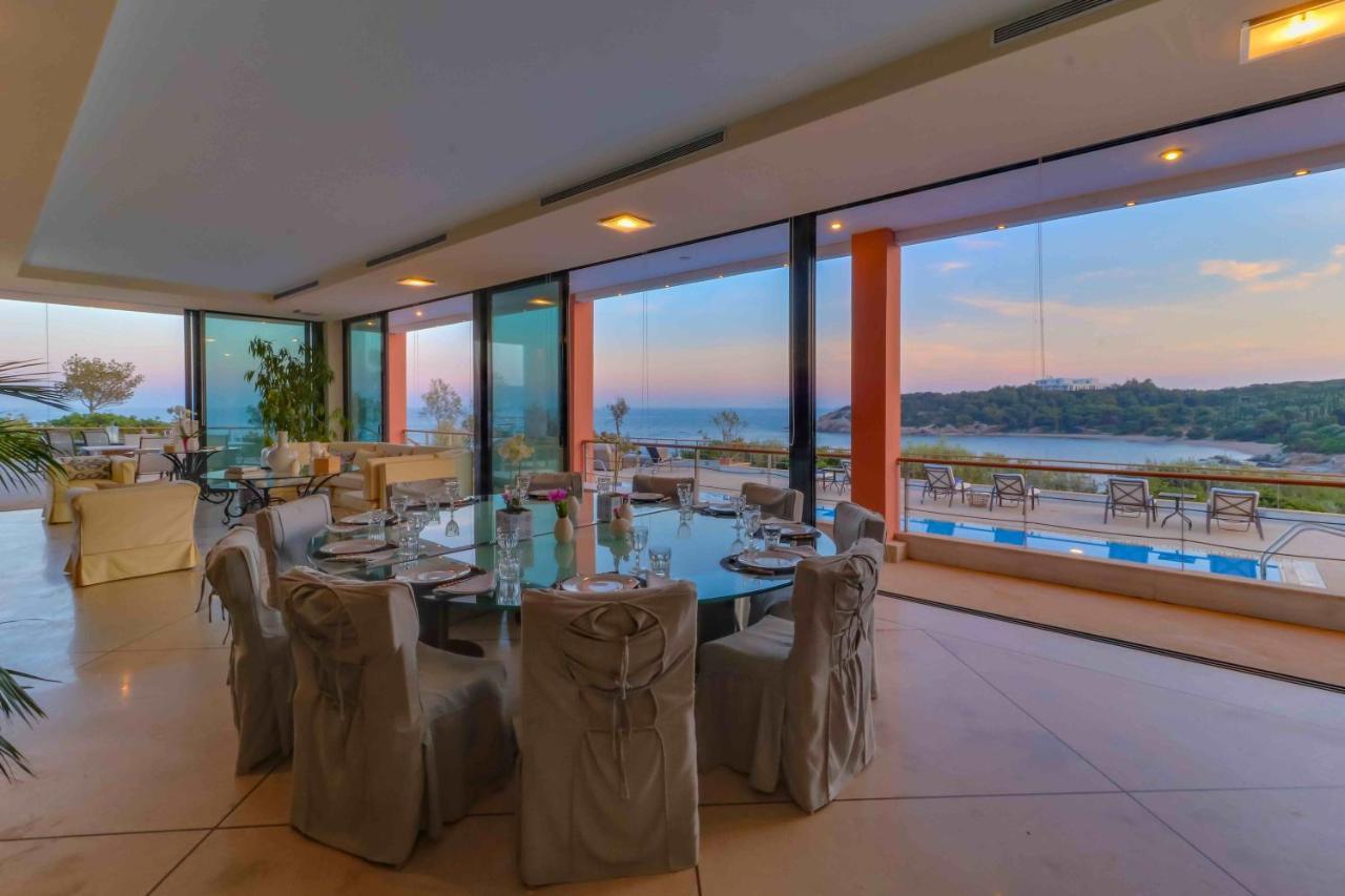 Black Diamond Beachfront Pool Villa Pasithea In Sounio, Athens Sounion Exterior photo