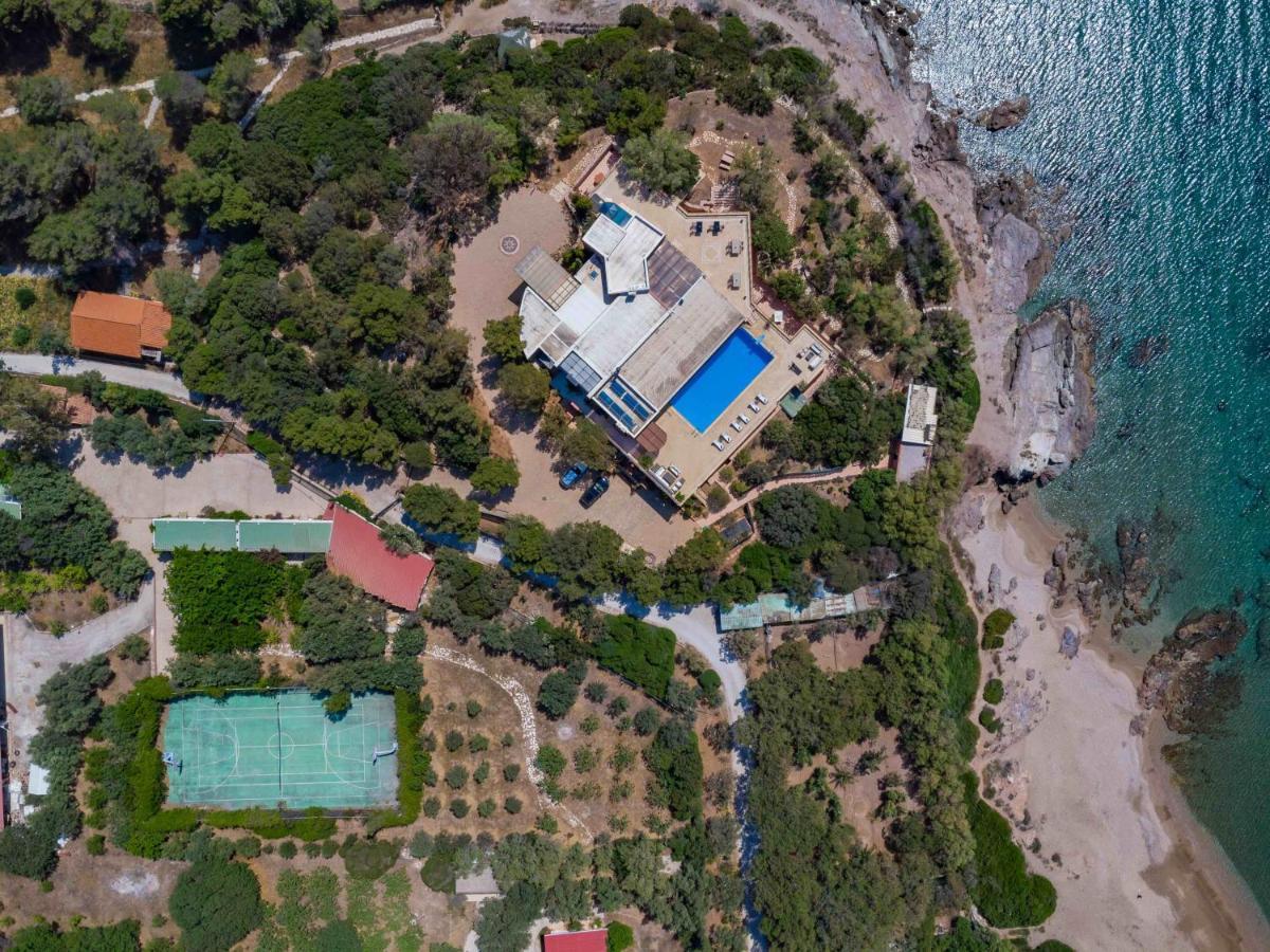 Black Diamond Beachfront Pool Villa Pasithea In Sounio, Athens Sounion Exterior photo