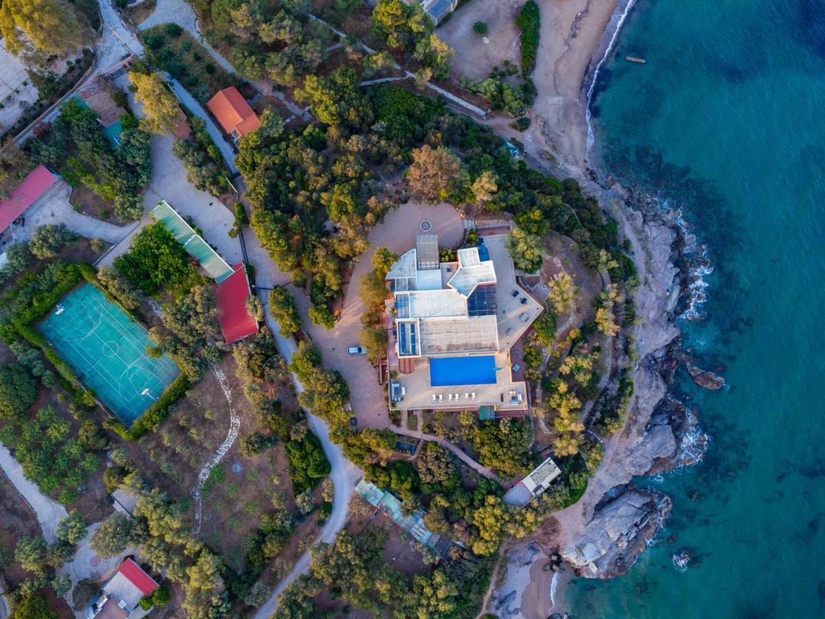 Black Diamond Beachfront Pool Villa Pasithea In Sounio, Athens Sounion Exterior photo