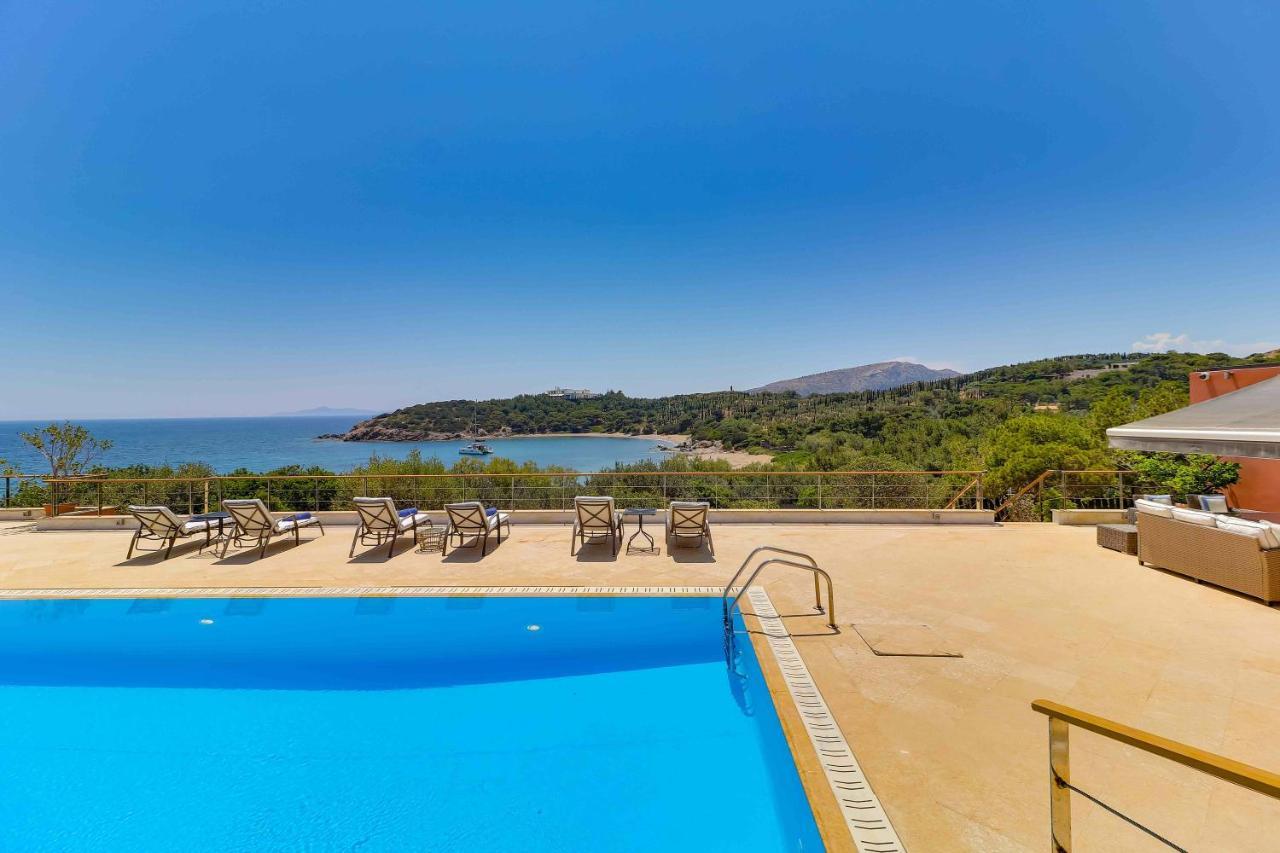 Black Diamond Beachfront Pool Villa Pasithea In Sounio, Athens Sounion Exterior photo