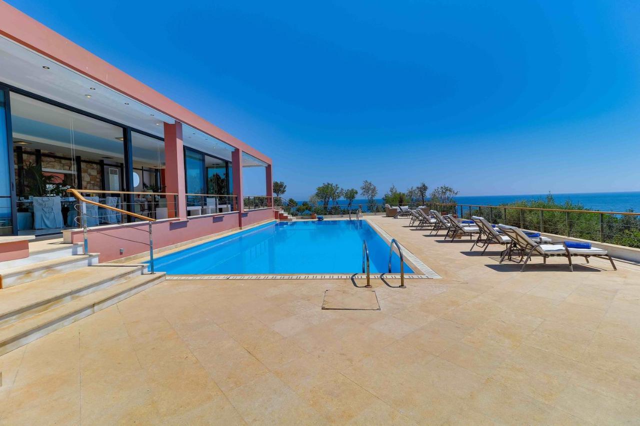 Black Diamond Beachfront Pool Villa Pasithea In Sounio, Athens Sounion Exterior photo